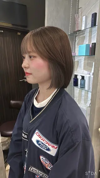 ミディアム 韓国ヘア/ブリーチ無 しWカラー/オリーブのヘアスタイル