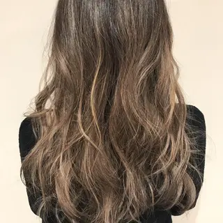 ロング カラー メンズ AMI Hair  supply所属・髪質改善カラー 韓国風レイヤーのヘアスタイル