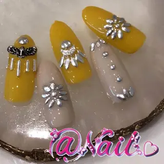 ネイル 小尾 栞のネイルデザイン