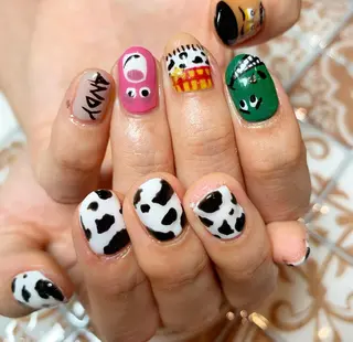 ネイル 駒月 明日香の眉毛・アイブロウイメージ