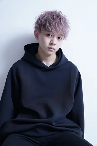 ショート メンズ 小西 遥のヘアスタイル