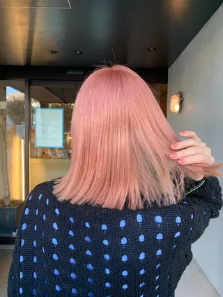 セミロング ピンクカラー/ mana🎀のヘアスタイル