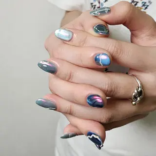 ネイル Becolorful渋谷所属・Dali🌙 NATSUKIのネイルデザイン