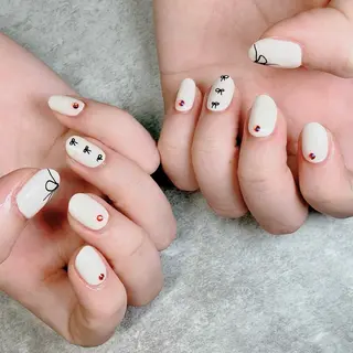 ネイル haleyume所属・shino🌟 痛ネイルのネイルデザイン