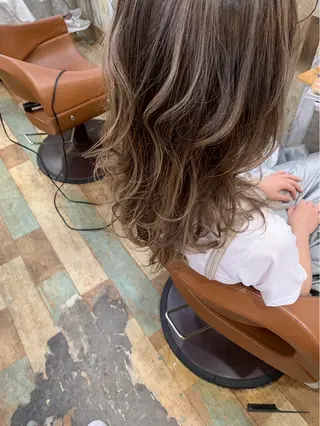セミロング カラー Hair's RooMのヘアスタイル
