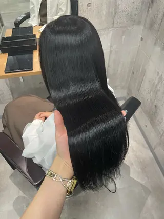 ロング ayano /レイヤー/艶カラーのヘアスタイル