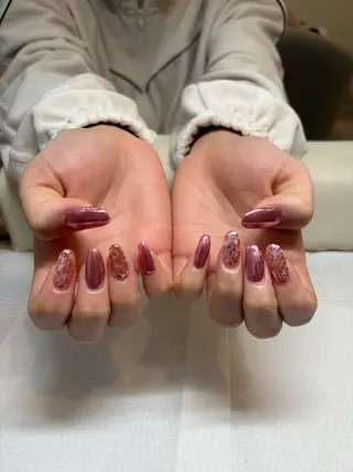 ネイル しおん⭐︎立川 sofaネイリストのネイルデザイン