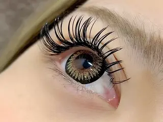 マツエク・マツパ _white 上本町のマツエク・マツパデザイン