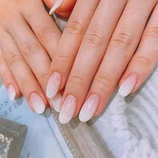 ネイル Rena colore'のネイルデザイン