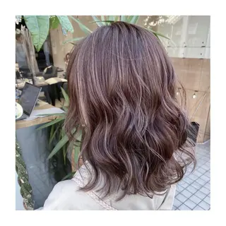 ミディアム カラー ヘアアレンジ 小國 綾かのヘアスタイル