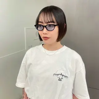 ショート ブリーチ/レイヤー 🌻Mutsumiのヘアスタイル