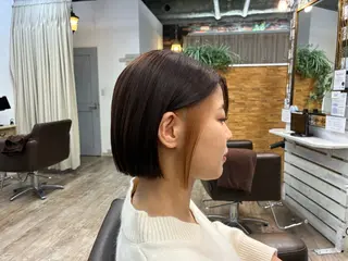 ショート カラー 朝ラクセット まとまるカット松崎愛のヘアスタイル