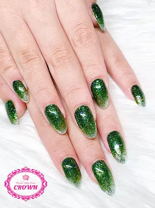 ネイル CROWN プライベートサロンのネイルデザイン