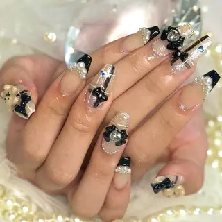 ネイル ルシイ🎀新宿長さ 出しパーツ専門店のネイルデザイン