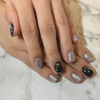 ネイル 岸本 みなみのネイルデザイン