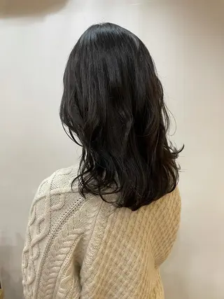 ミディアム カラー あずまぐち めぐみのヘアスタイル