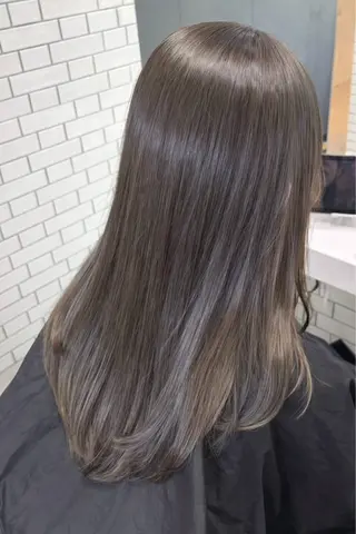 ロング カラー 井田 直美のヘアスタイル