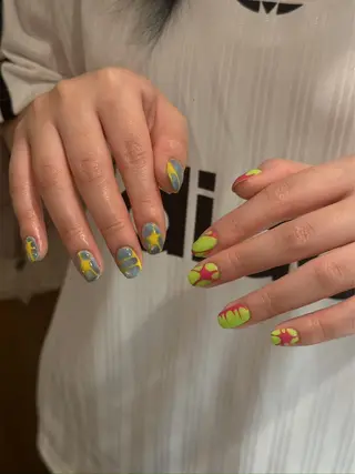 ネイル younail所属・Younail 🍇のネイルデザイン