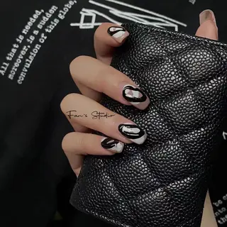 ネイル 🌻FAN'S STUDIO池袋🌻のネイルデザイン