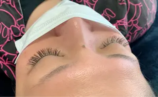 マツエク・マツパ salonLADYSTYLE所属・稲嶺 美華のエステ・リラクイメージ