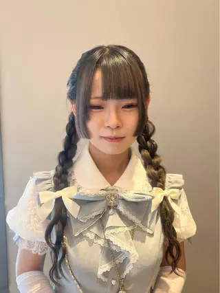 ロング ヘアアレンジ 暖色/顔周り /ヘアメ/あつはのヘアスタイル