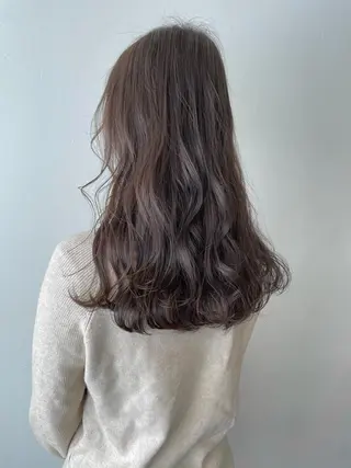 セミロング カラー 安藤 佑衣のヘアスタイル