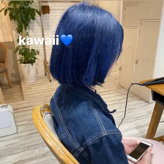 ショート カラー abilita AZUSAのヘアスタイル