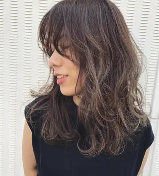 セミロング カラー Musiiik hairのヘアスタイル