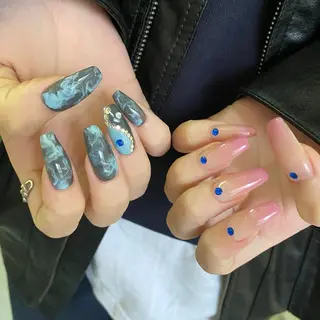 セミロング 小川 柚香のネイルデザイン