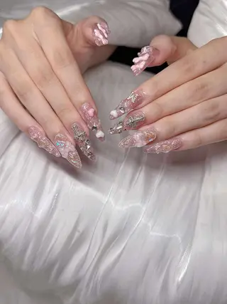 ネイル Lee Nailsのネイルデザイン