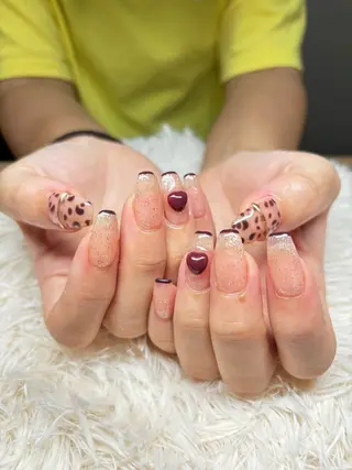 ネイル 加瀬 アンジェリーのネイルデザイン