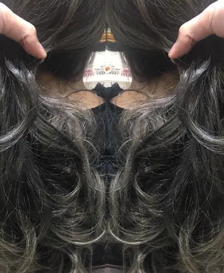 ロング カラー パーマ ヘアアレンジ Device ディバイスのヘアスタイル