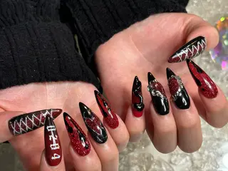 ネイル ネイルサロンハピーナ自宅サロン所属・金沢 未緒のネイルデザイン