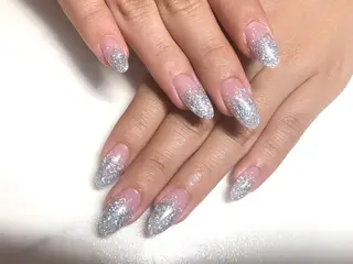 ネイル 髙城 亜紀のネイルデザイン