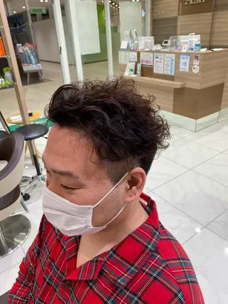 ショート パーマ 渡邉 理央のヘアスタイル