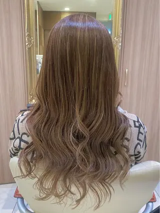 ロング カラー 古川 琴美のヘアスタイル