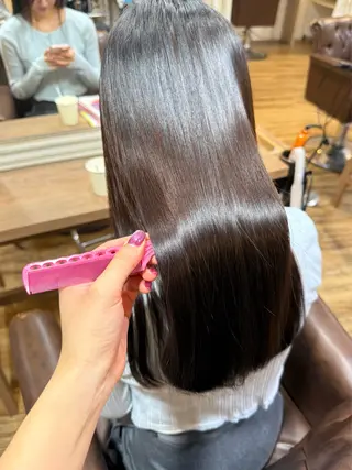セミロング 中村 朱沙のヘアスタイル