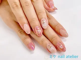 ネイル h. rikaのネイルデザイン