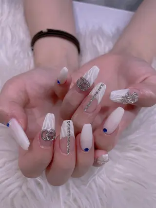 ネイル 美爪パラジェル導入店 Sunnilyのネイルデザイン