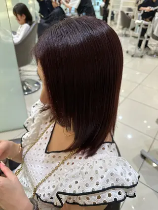 セミロング カラー ヘアアレンジ タイトボブ個性派カラ ーAKANEのヘアスタイル