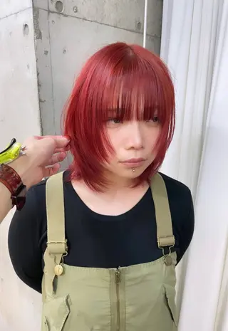 ミディアム 有人/バレイヤージュ /シャドールーツのヘアスタイル