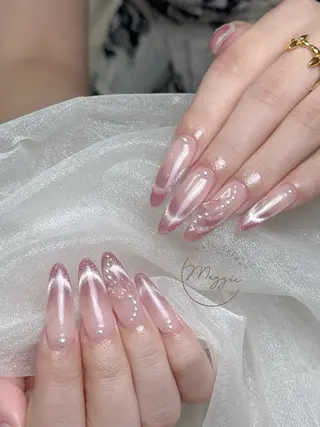 ネイル Maggie Nail🦩のネイルデザイン