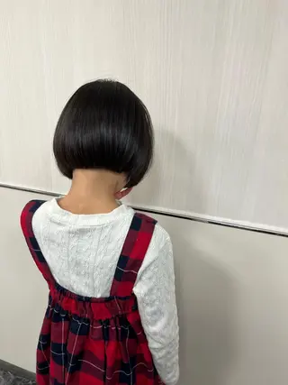 ショート ウスイマイコ カット/ケアカラーのヘアスタイル