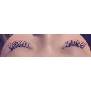 マツエク・マツパ しもかわ かほのヘアスタイル