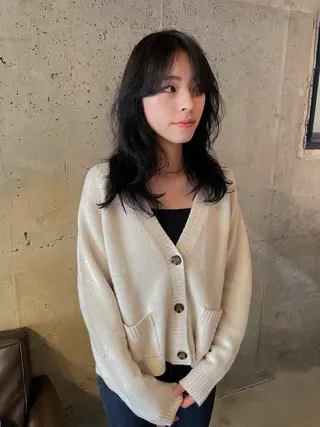 セミロング パーマ パーマ/レイヤー 岩山丈一郎のヘアスタイル