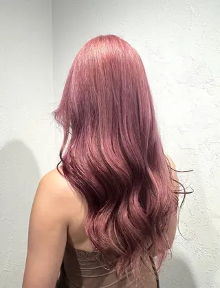 ロング カラー ハイトーン/レイヤー /艶カラー🎀のヘアスタイル