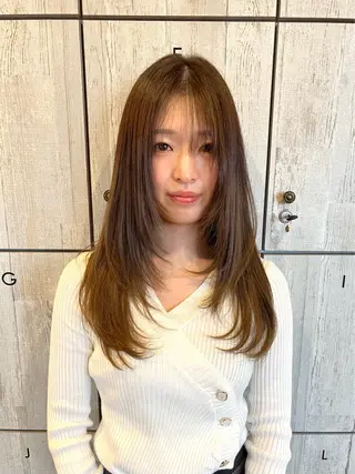 ロング フルールドソレイユ所属・♡ナナコ♡ レイヤー/艶髪のヘアスタイル