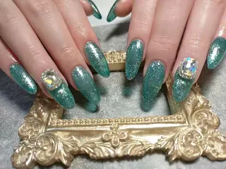 ネイル MiKi Nai池袋 長さだし得意のネイルデザイン