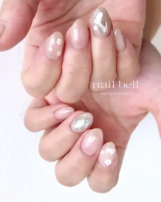 ネイル 大人可愛いネイル🎗 Hinaのネイルデザイン