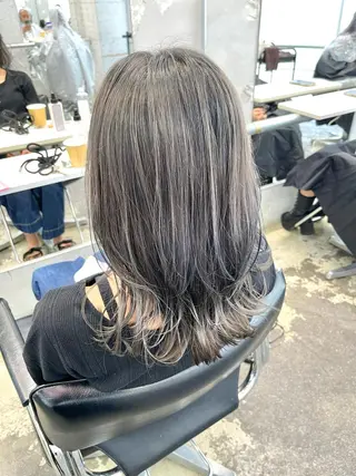 セミロング カラー レイヤーカットとハイ トーン/HIROKIのヘアスタイル